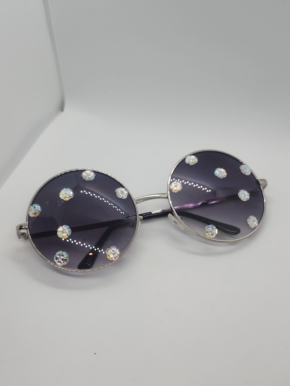 GASOLINE GLAMOUR LUCY IN THE SKY WITH DIAMONDS OPAL DAY LILY PENNY LANE GLASSES